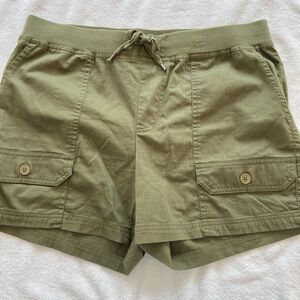 Chaps women’s shorts- new without tags